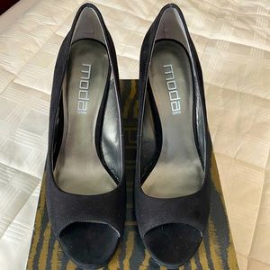 Moda Spana black suede platform peep toe shoes.  Size 8.